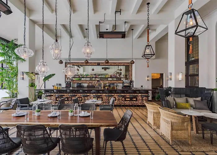 Hotel Figueroa, Unbound Collection By Hyatt